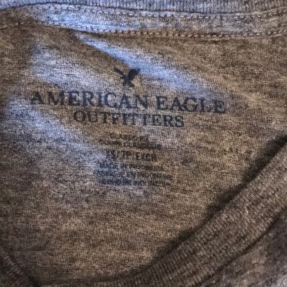 Two American eagle short sleeve shirts - Picture 3 of 6
